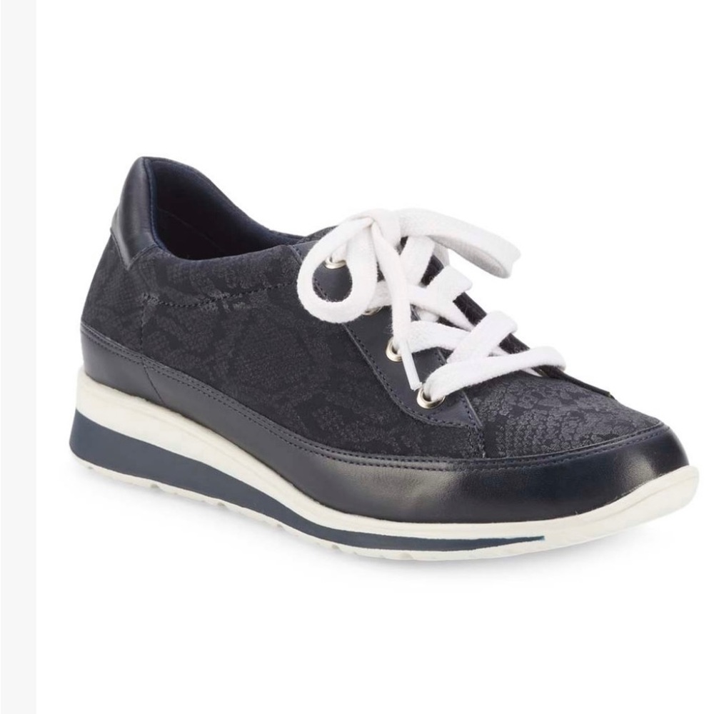 Brand-new Walking Cradles